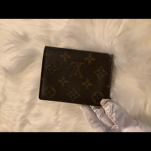 SOLDLouis Vuitton Card Case in MONO